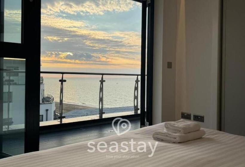 Hotel Sail Penthouse   Beach & Parking