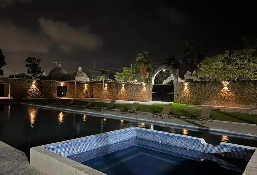 ホテル Stone Wall Residences