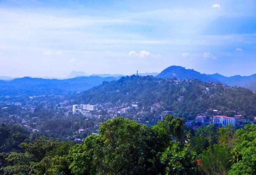 Hotel The Upcountry Resort