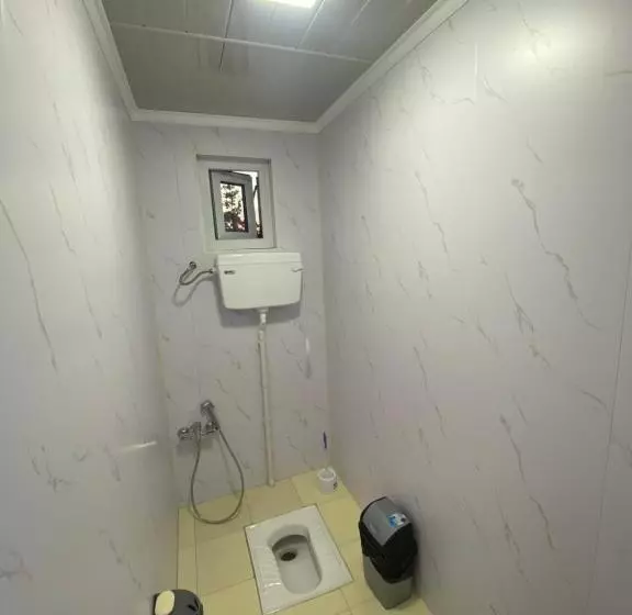پانسیون Ak Ilbirs   Snow Leopard Guesthouse