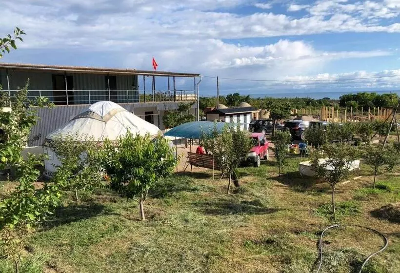 پانسیون Ak Ilbirs   Snow Leopard Guesthouse