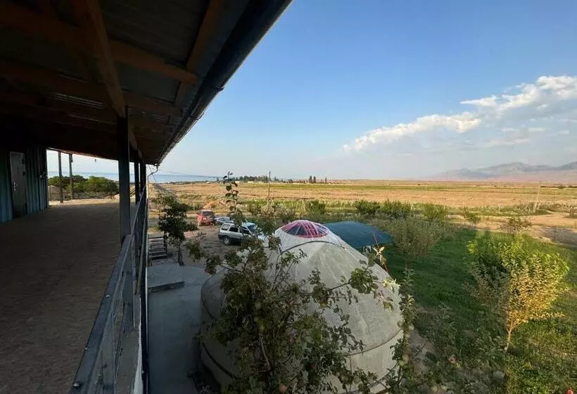 پانسیون Ak Ilbirs   Snow Leopard Guesthouse