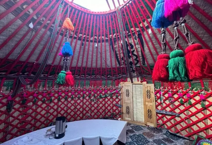پانسیون Ak Ilbirs   Snow Leopard Guesthouse
