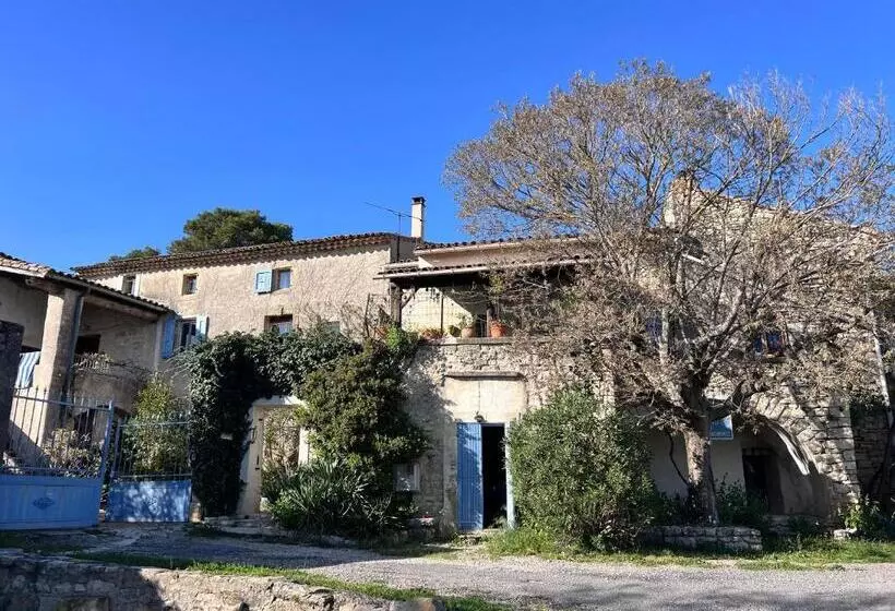 ペンション Chambre D Hôte Lavande Lit King Size Double Lits Jumeaux Salle De Bain Et Terrasse Privatives