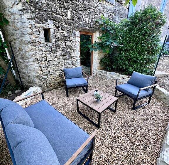 Пансион Chambre D Hôte Lavande Lit King Size Double Lits Jumeaux Salle De Bain Et Terrasse Privatives