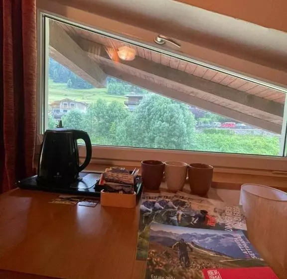 پانسیون Picchio Rosso   Stanza Privata Con Bagno In Val Di Fassa