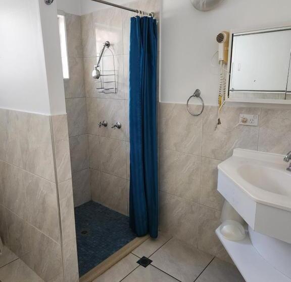 הוסטל Accom Kc S