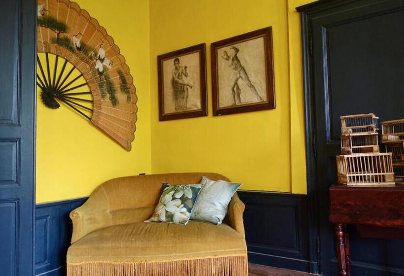 ベッドアンドブレックファースト Le Jardin Des Triomphes