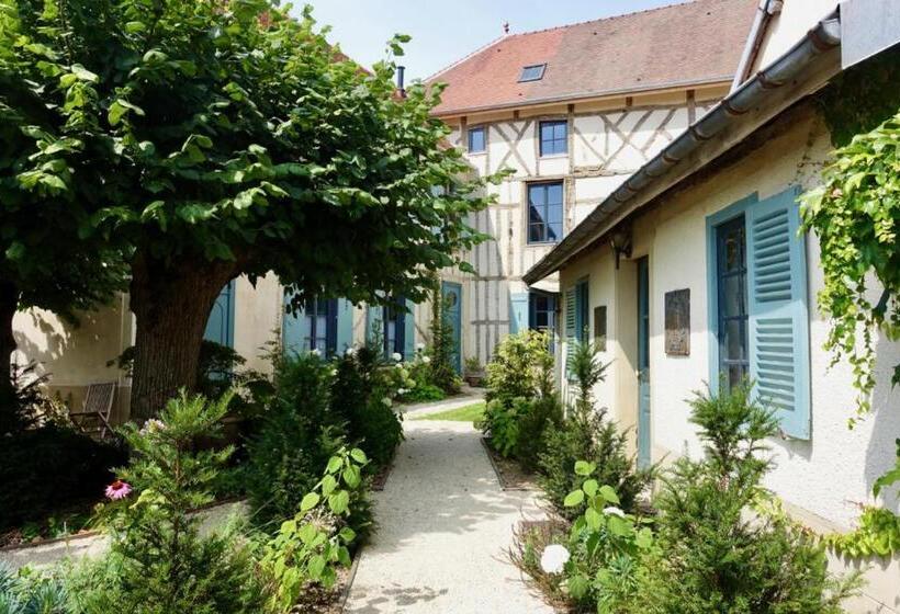 ベッドアンドブレックファースト Le Jardin Des Triomphes