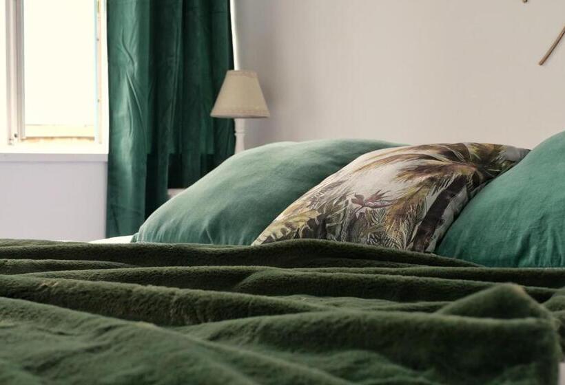 ベッドアンドブレックファースト Les Chambres De L élysée