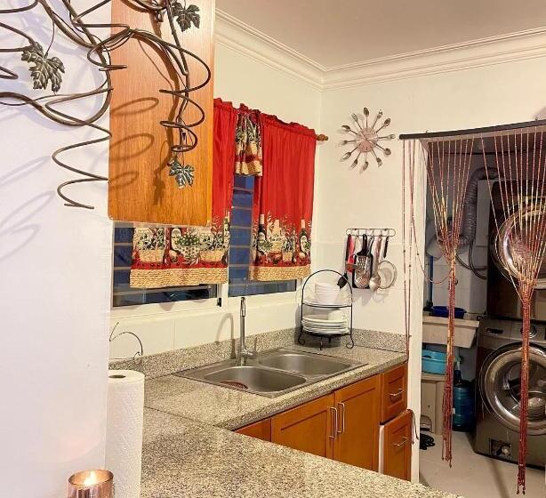 تختخواب و صبحانه Villa Manuel