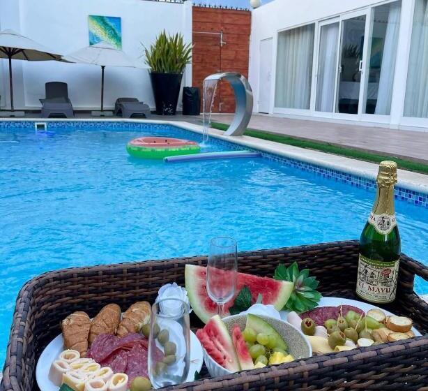 تختخواب و صبحانه Villa Manuel