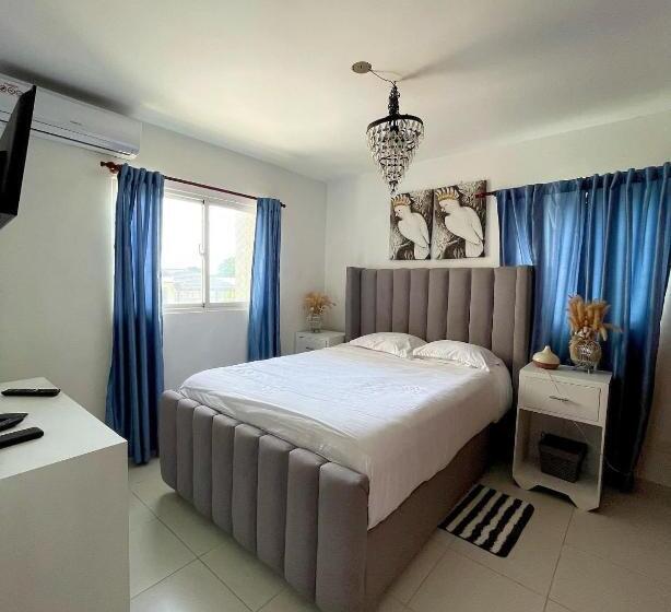 تختخواب و صبحانه Villa Manuel