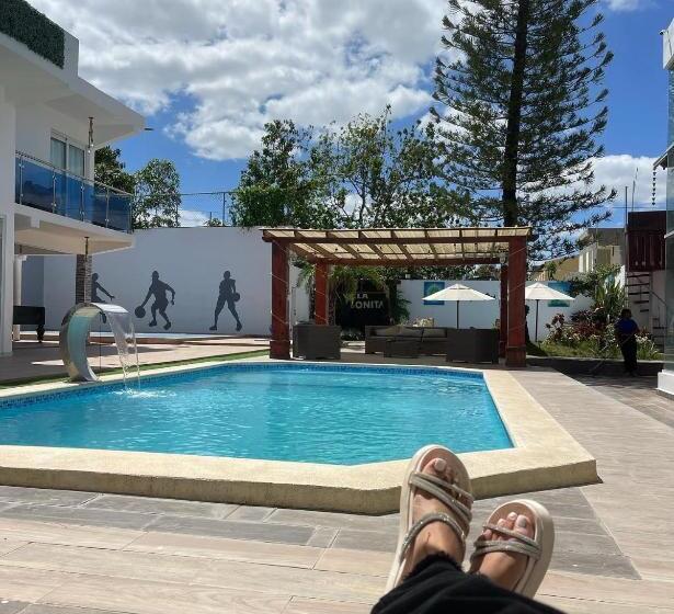 تختخواب و صبحانه Villa Manuel