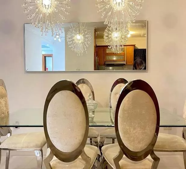 تختخواب و صبحانه Villa Manuel