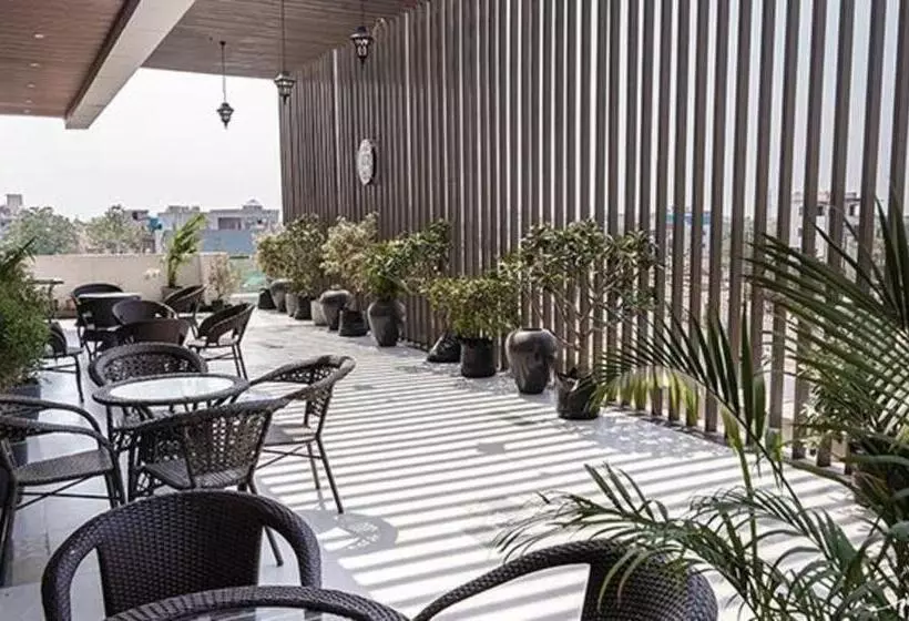 Fabhotel Prime Lavkush
