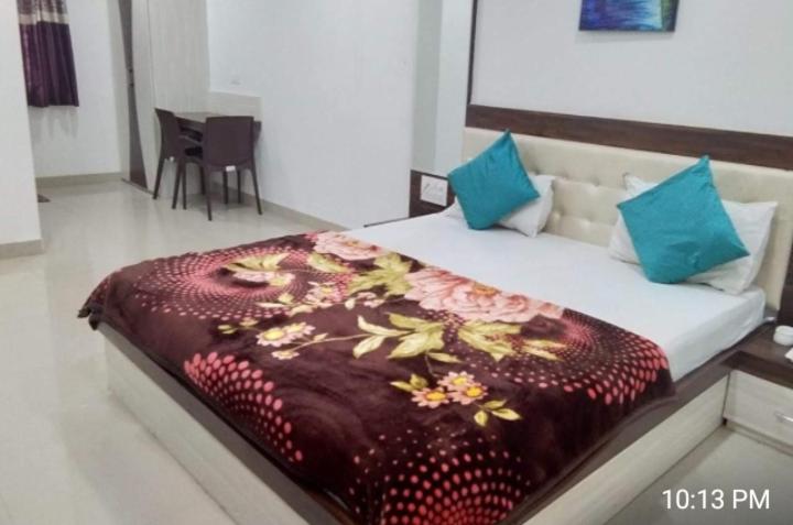 Geetanjali Hospital Near Hotel Stay In