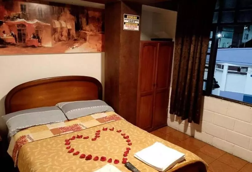 ホテル Hostal Grimaldi