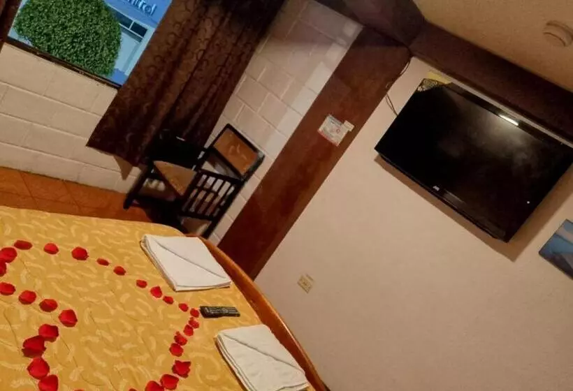 ホテル Hostal Grimaldi