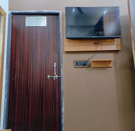 هتل Manoram