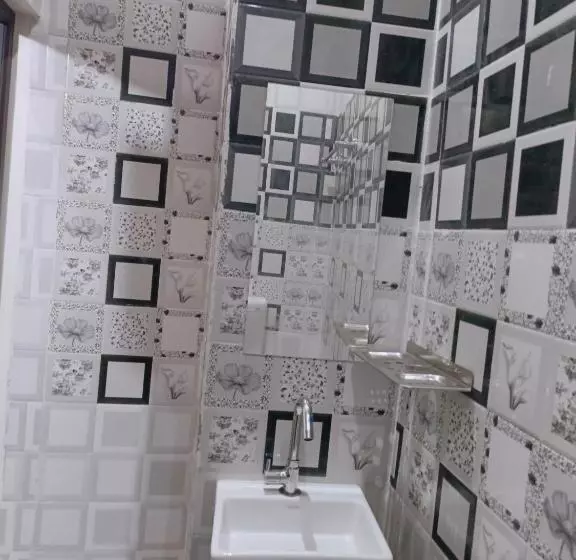 هتل Manoram
