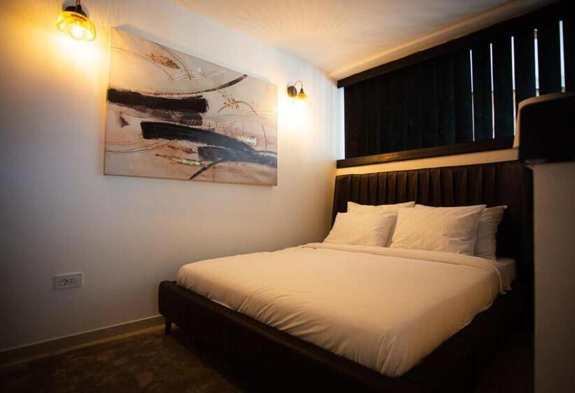 هتل Mountain Maison