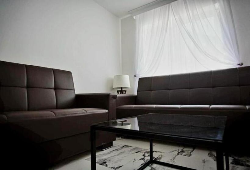 هتل Mountain Maison