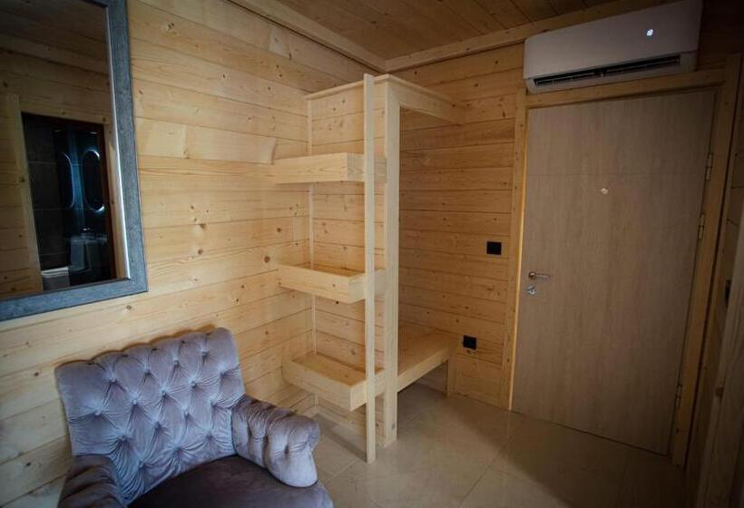 هتل Mountain Maison