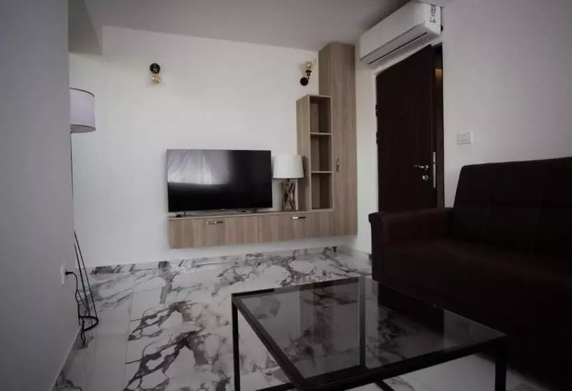 هتل Mountain Maison