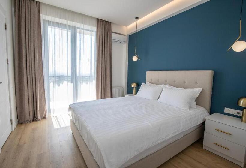 ホテル Naubari Estate