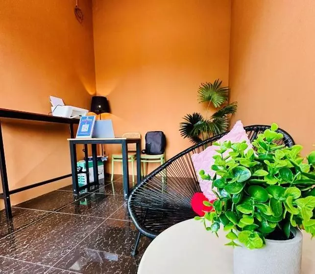 Hotelli Swing & Pillows   Rawang Selangor Formerly Known As Sakura Tree