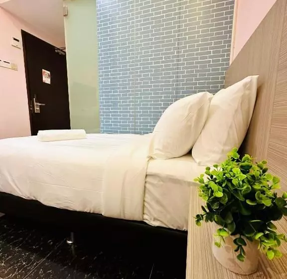 Hotelli Swing & Pillows   Rawang Selangor Formerly Known As Sakura Tree