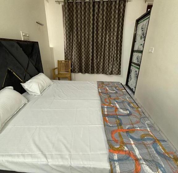 בית מלון כפרי Vindhya Residency