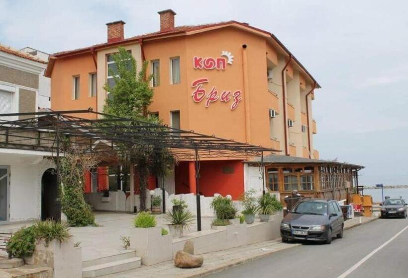 پانسیون кооп бриз