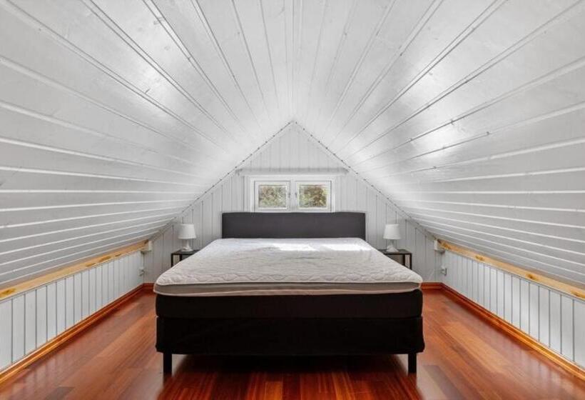 Пансион Beautiful House In Risør