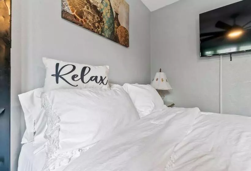 ペンション Stylish Studio Suite Near Downtown