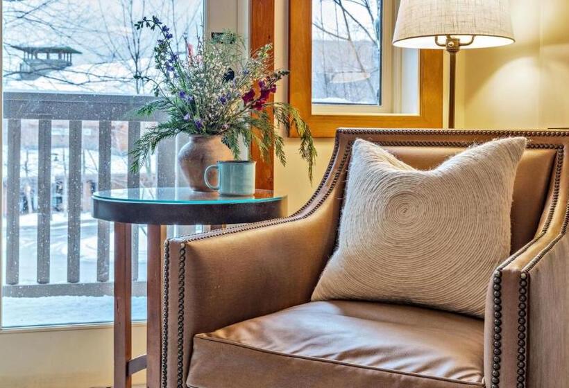 Resort Otel 1216 The Lodge At Spruce Peak Ski In Ski Out Studio Spruce Peak Village Views 2nd Floor