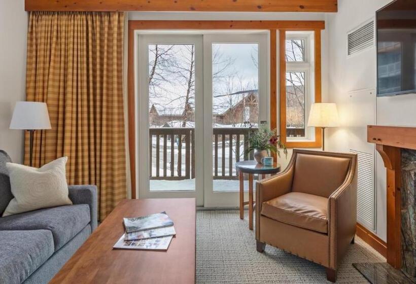 Resort Otel 1216 The Lodge At Spruce Peak Ski In Ski Out Studio Spruce Peak Village Views 2nd Floor