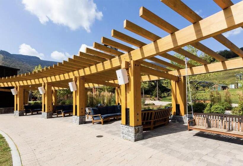 Resort Otel 1216 The Lodge At Spruce Peak Ski In Ski Out Studio Spruce Peak Village Views 2nd Floor