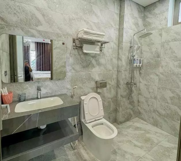 Rubillion Hotel   Vinh