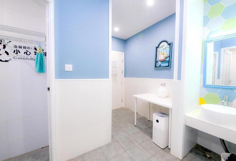 Auberge Hôtelière 笑脸里青年旅舍锦里店