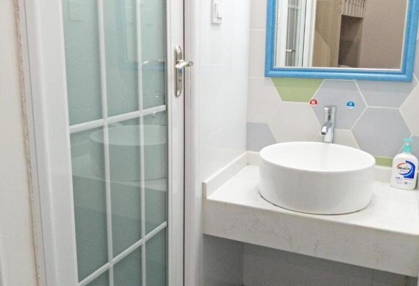 Auberge Hôtelière 笑脸里青年旅舍锦里店