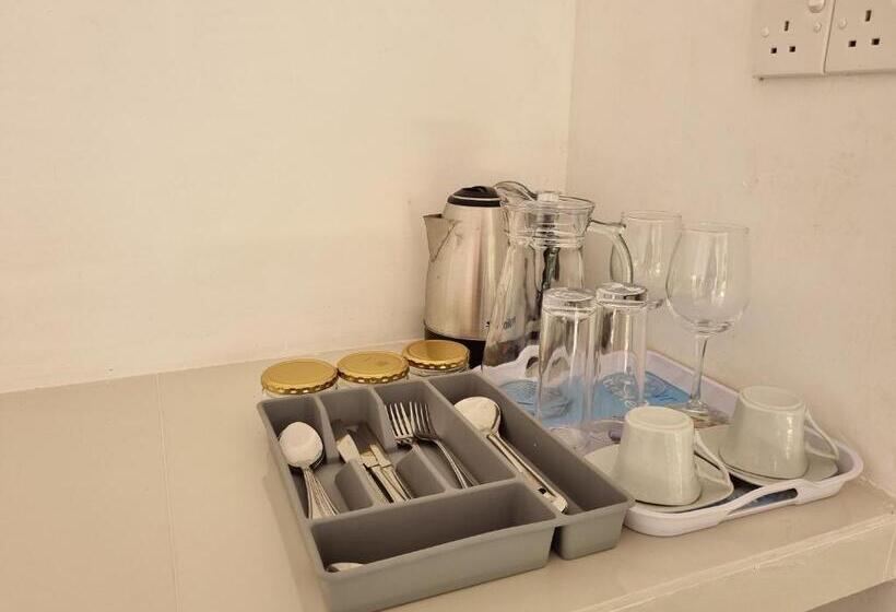 Hostel Squirrel S Nest