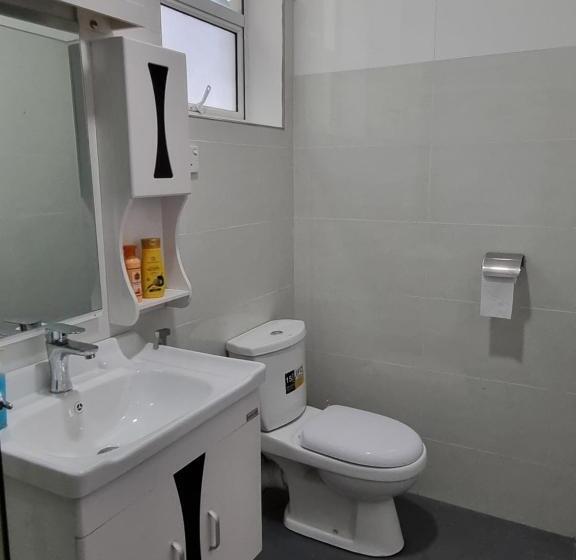 Hostel Squirrel S Nest