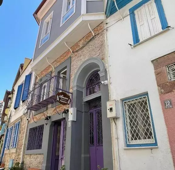 Almina Kantarcı Pansiyon