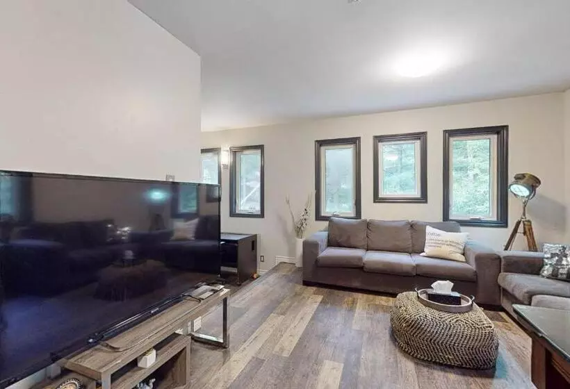Apartment In The Aqorpions Estate