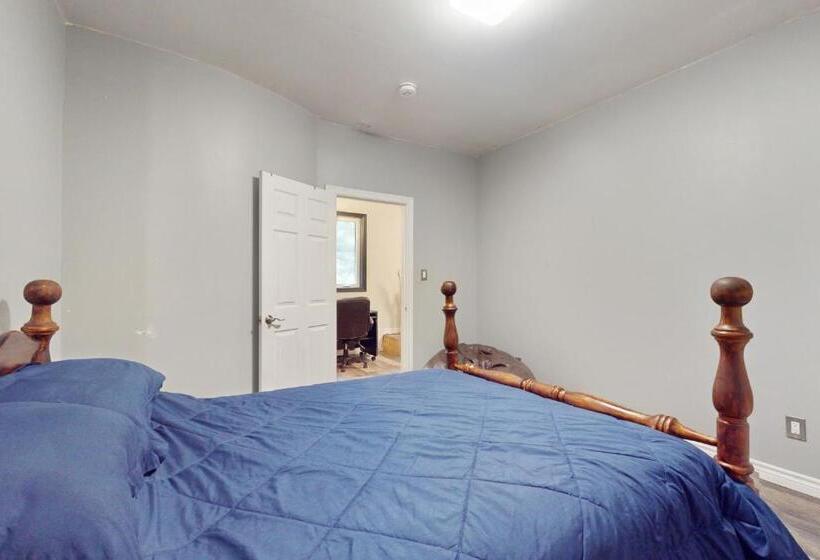 Apartment In The Aqorpions Estate