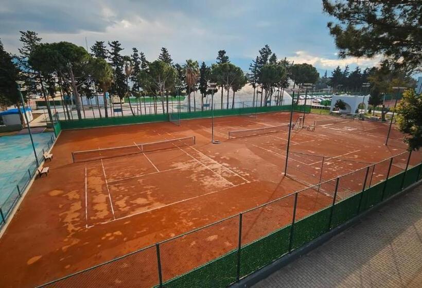 Aremsis Holiday Resort