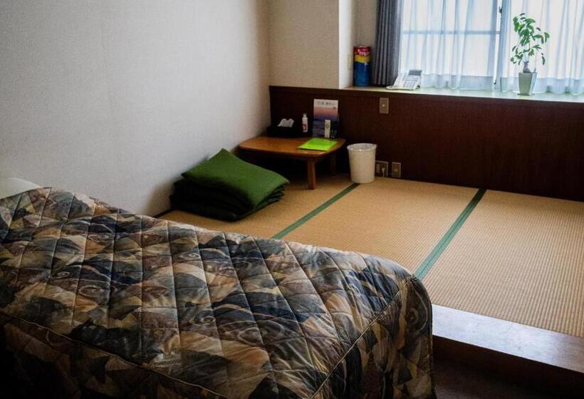 Bed and Breakfast Green Grass Kamakura