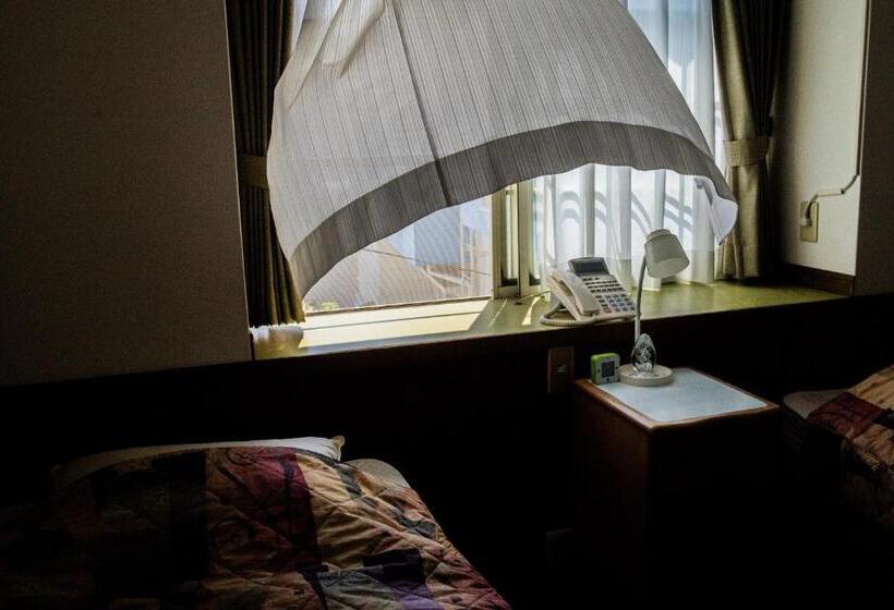 Bed and Breakfast Green Grass Kamakura